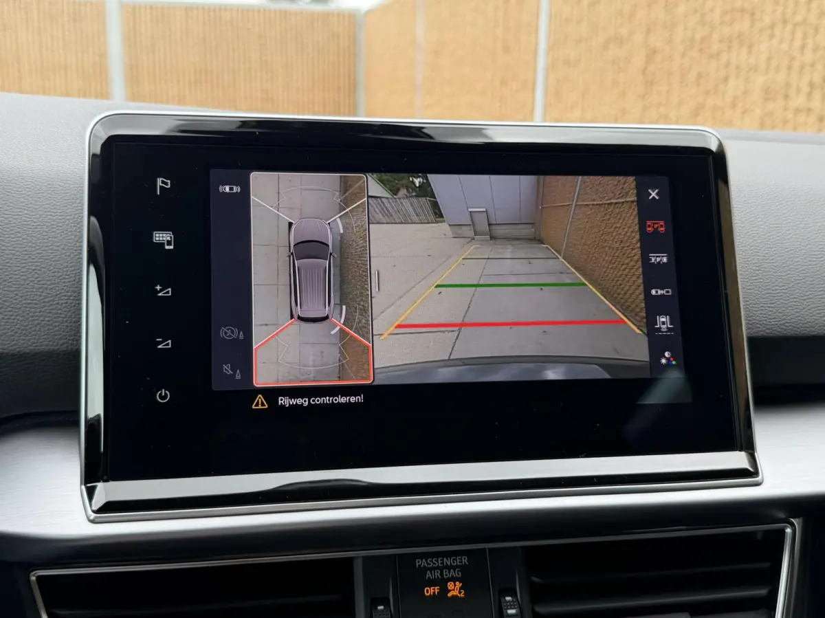 1.5 TSI FR Business Intense Automaat | 360 graden camera | Voorstoelen en achterbank verwarmd | Stuur verwarmd | Apple CarPlay/Android Auto | 19 inch lichtmetalen velgen | DAB ontvanger | Pa