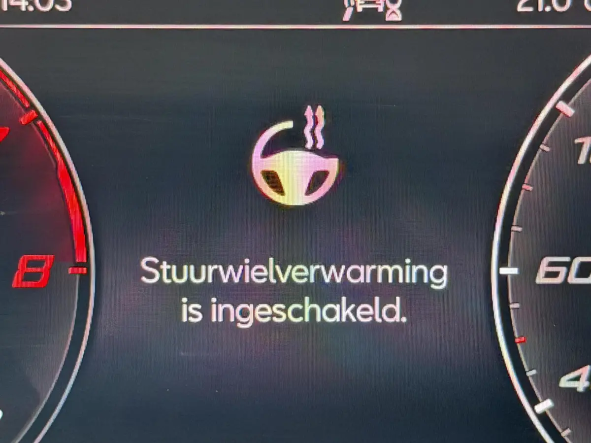 1.5 TSI FR Business Intense Automaat | 360 graden camera | Voorstoelen en achterbank verwarmd | Stuur verwarmd | Apple CarPlay/Android Auto | 19 inch lichtmetalen velgen | DAB ontvanger | Pa