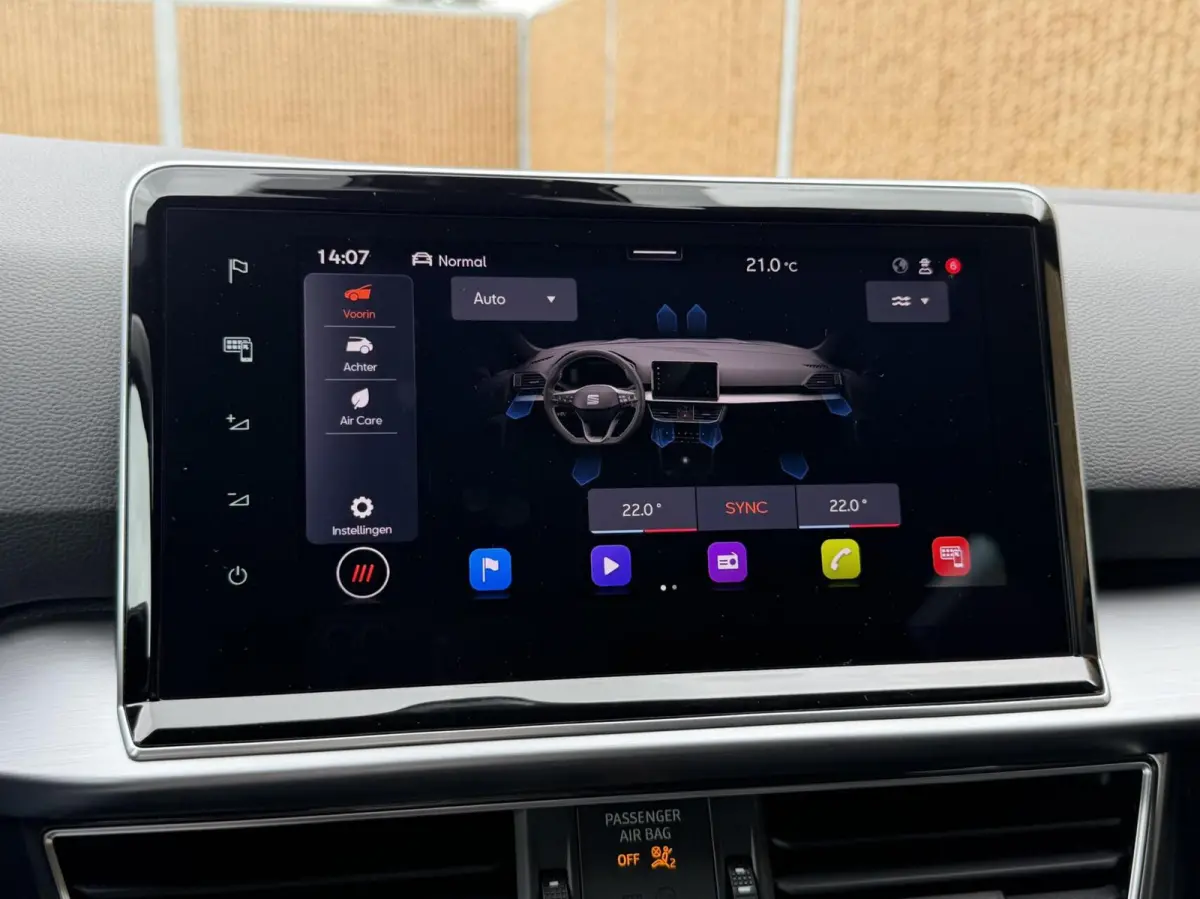 1.5 TSI FR Business Intense Automaat | 360 graden camera | Voorstoelen en achterbank verwarmd | Stuur verwarmd | Apple CarPlay/Android Auto | 19 inch lichtmetalen velgen | DAB ontvanger | Pa