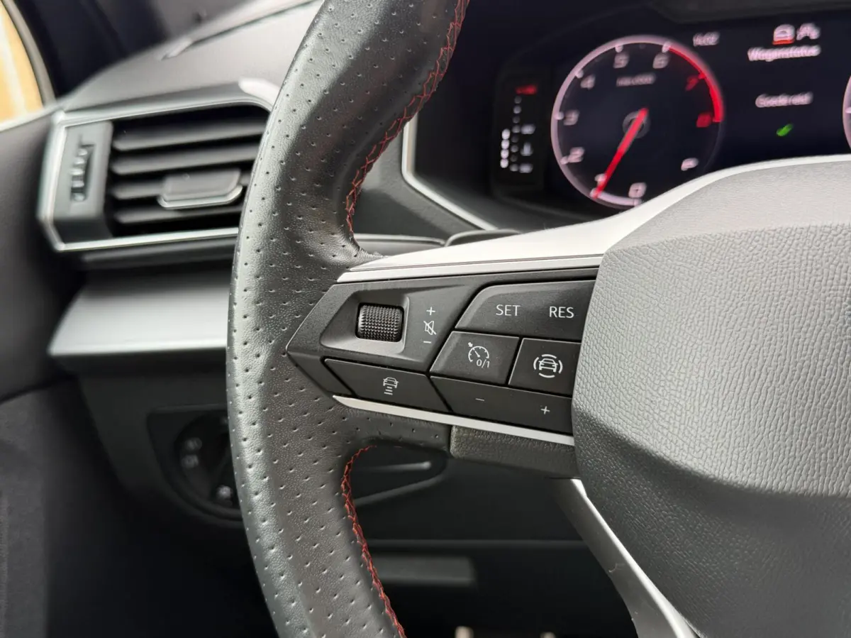 1.5 TSI FR Business Intense Automaat | 360 graden camera | Voorstoelen en achterbank verwarmd | Stuur verwarmd | Apple CarPlay/Android Auto | 19 inch lichtmetalen velgen | DAB ontvanger | Pa