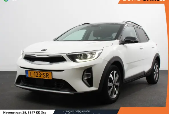 1.0 T-GDi MHEV DynamicPlusLine Climate Control Cruise control Dakrails Electrische bedienbare ramen Lichtmetalen velgen Navigatiesysteem Parkeersensoren Camera