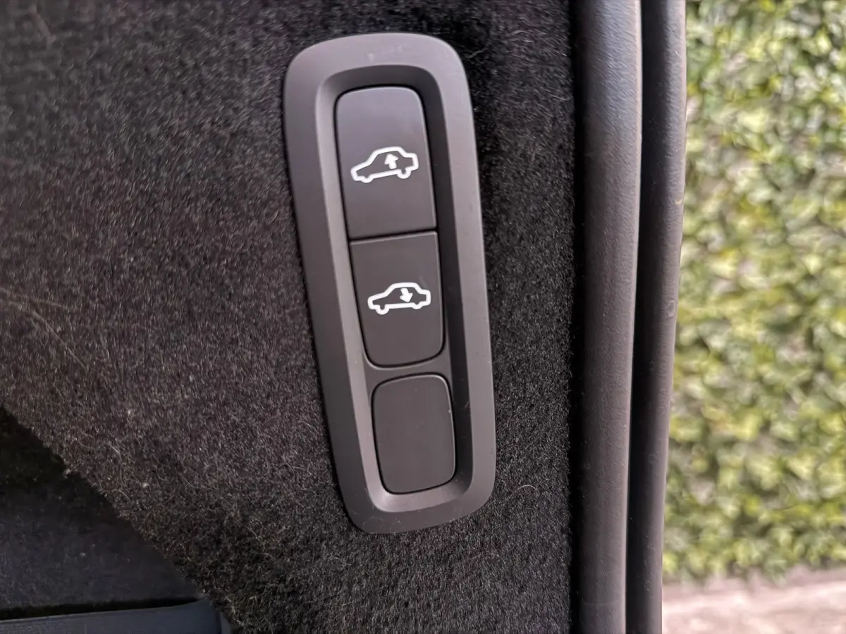 T8 AWD Recharge Plus Bright | Luchtvering | 360° Camera | Harman Kardon | 455pk | Adaptieve Cruise Control | Standkachel met Volvo On Call App | Stoelverwarming voor+achter | Stuurwielverwa