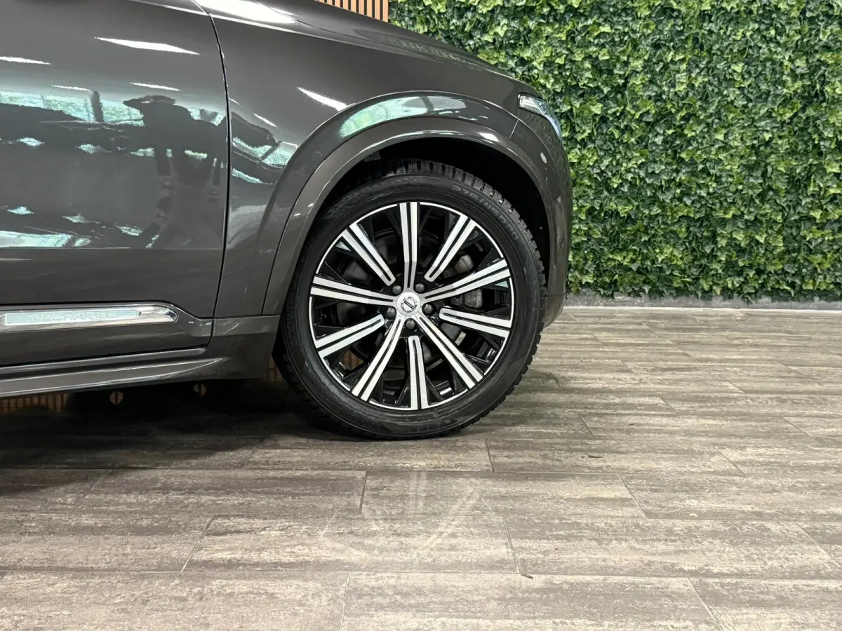 T8 AWD Recharge Plus Bright | Luchtvering | 360° Camera | Harman Kardon | 455pk | Adaptieve Cruise Control | Standkachel met Volvo On Call App | Stoelverwarming voor+achter | Stuurwielverwa