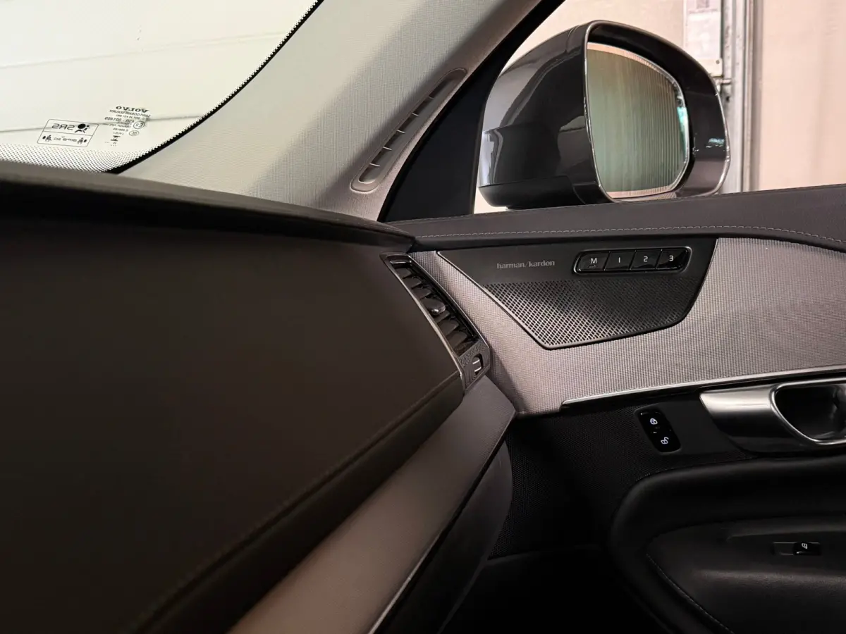 T8 AWD Recharge Plus Bright | Luchtvering | 360° Camera | Harman Kardon | 455pk | Adaptieve Cruise Control | Standkachel met Volvo On Call App | Stoelverwarming voor+achter | Stuurwielverwa