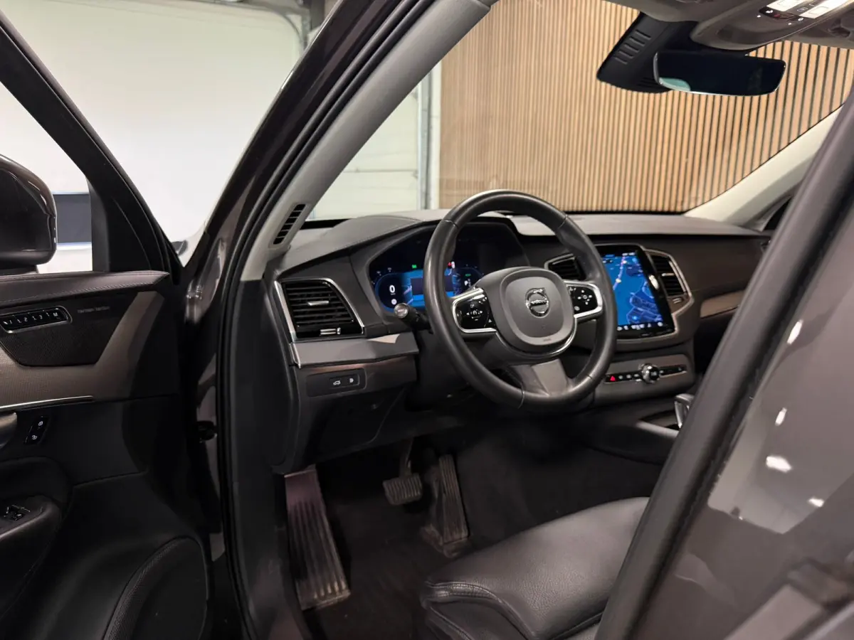 T8 AWD Recharge Plus Bright | Luchtvering | 360° Camera | Harman Kardon | 455pk | Adaptieve Cruise Control | Standkachel met Volvo On Call App | Stoelverwarming voor+achter | Stuurwielverwa
