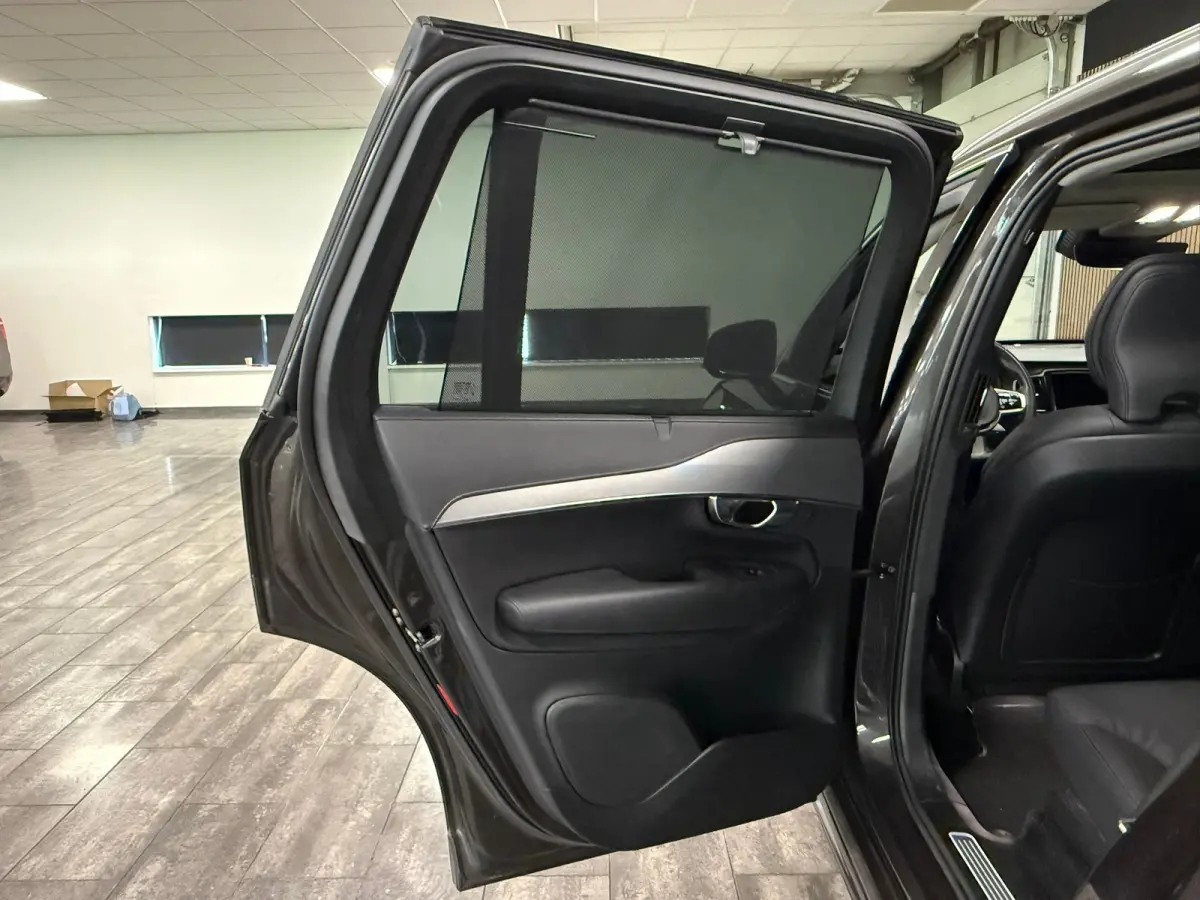 T8 AWD Recharge Plus Bright | Luchtvering | 360° Camera | Harman Kardon | 455pk | Adaptieve Cruise Control | Standkachel met Volvo On Call App | Stoelverwarming voor+achter | Stuurwielverwa