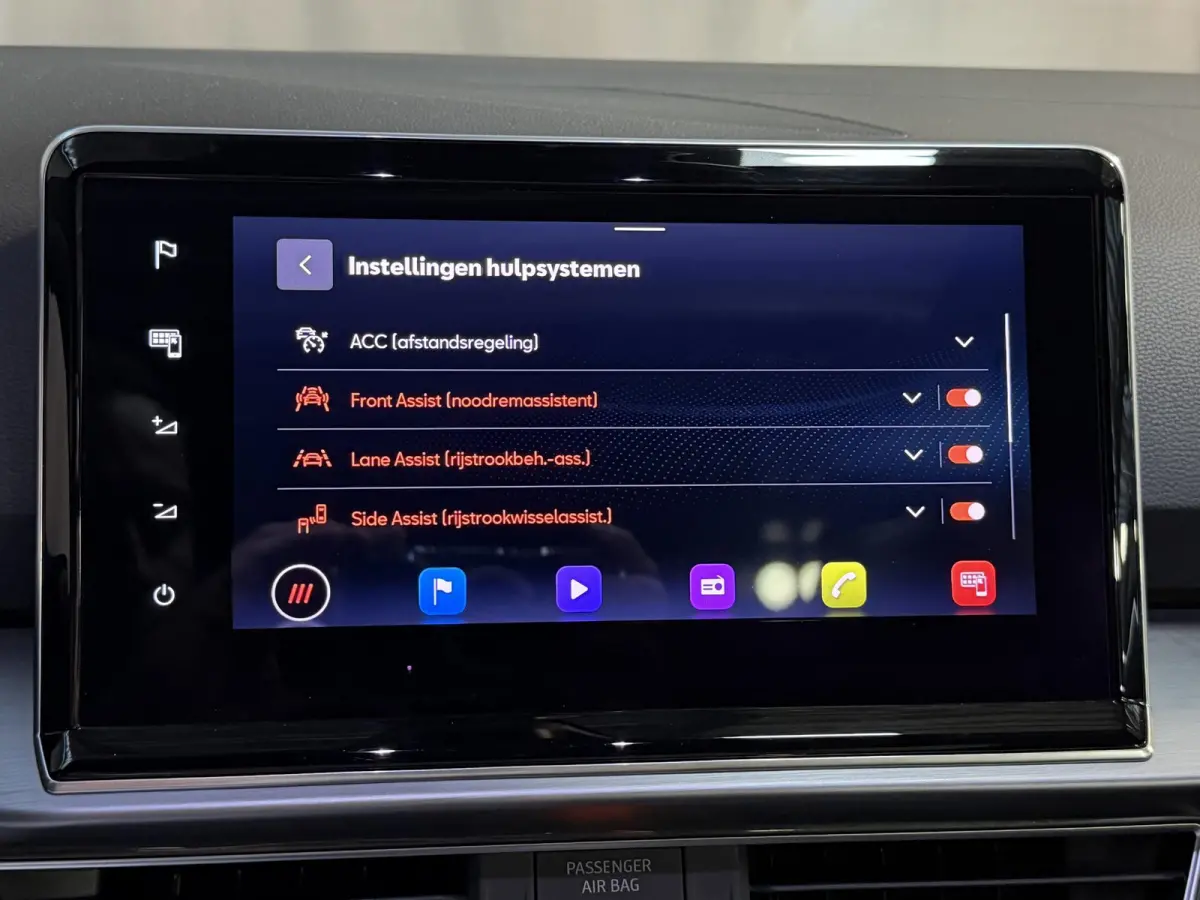1.4 TSI e-Hybrid PHEV FR Business Intense 20"/Panoramadak/Leder + memory/Trekhaak/360 camera/Keyless/Dodehoek/Elektrische klep/Stuur + stoelverwarming v+a