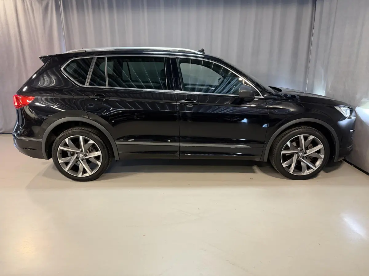 1.4 TSI e-Hybrid PHEV FR Business Intense 20"/Panoramadak/Leder + memory/Trekhaak/360 camera/Keyless/Dodehoek/Elektrische klep/Stuur + stoelverwarming v+a