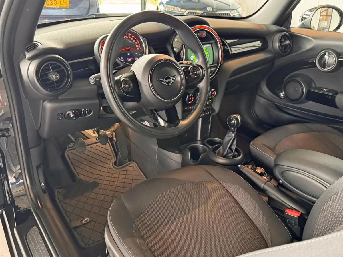 1.5 One Pepper|Navi|CarPlay|ECC|Cruise|Stoelverw|