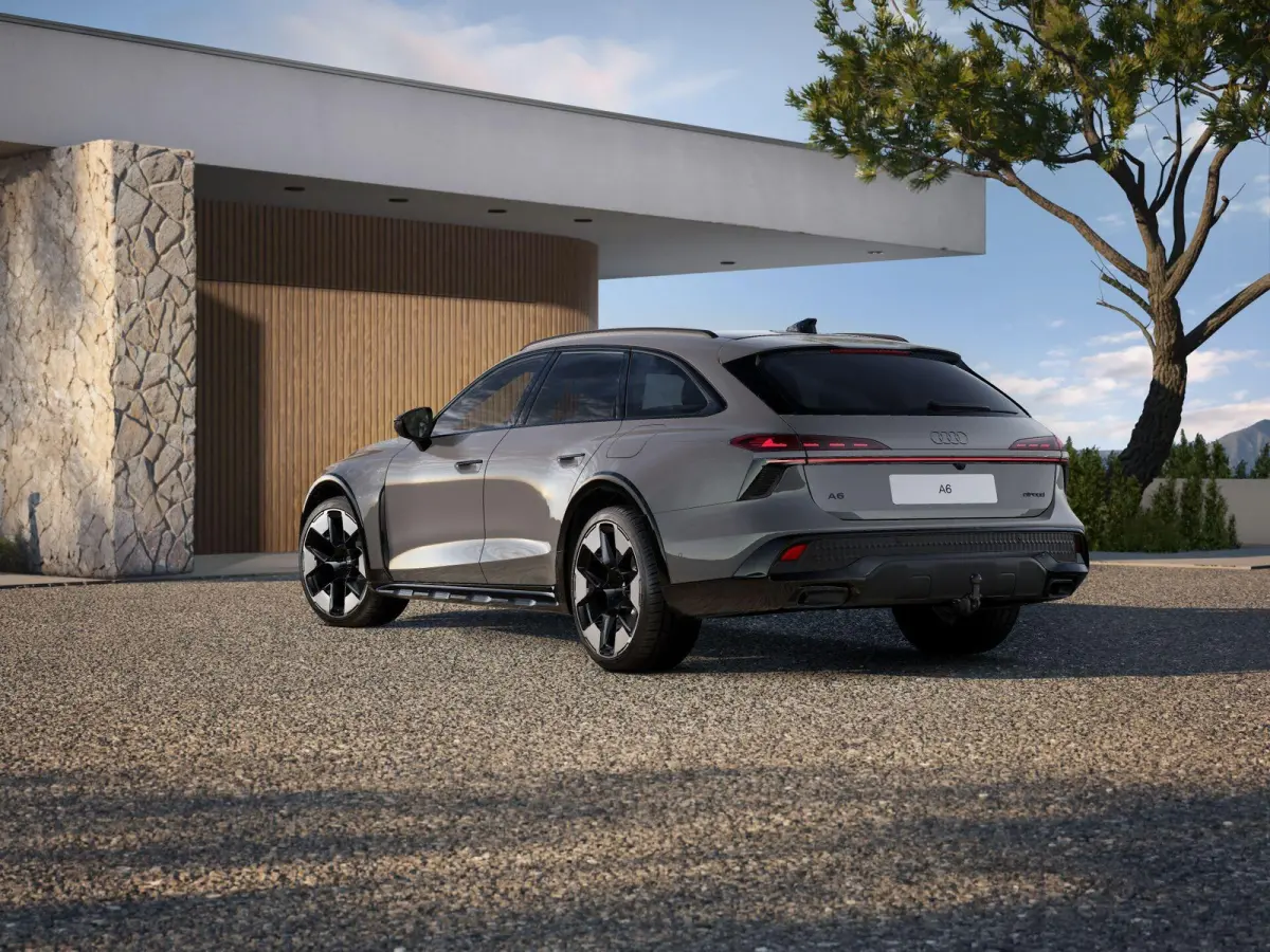 quattro 2.0 allroad e-hybrid 367pk quattro | Interieur Pakket | Parkeer Assistent Pro | Tech Pro