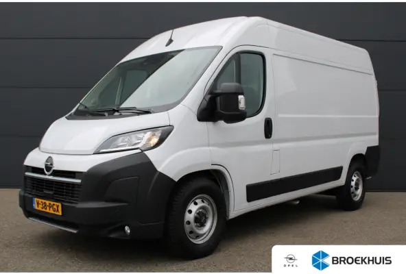 2.2D 180pk S&S L2H2 3.5t | Automaat | Camera | 3-Zits | Parkeersensoren rondom | Winter & zomerset | 25.000km |