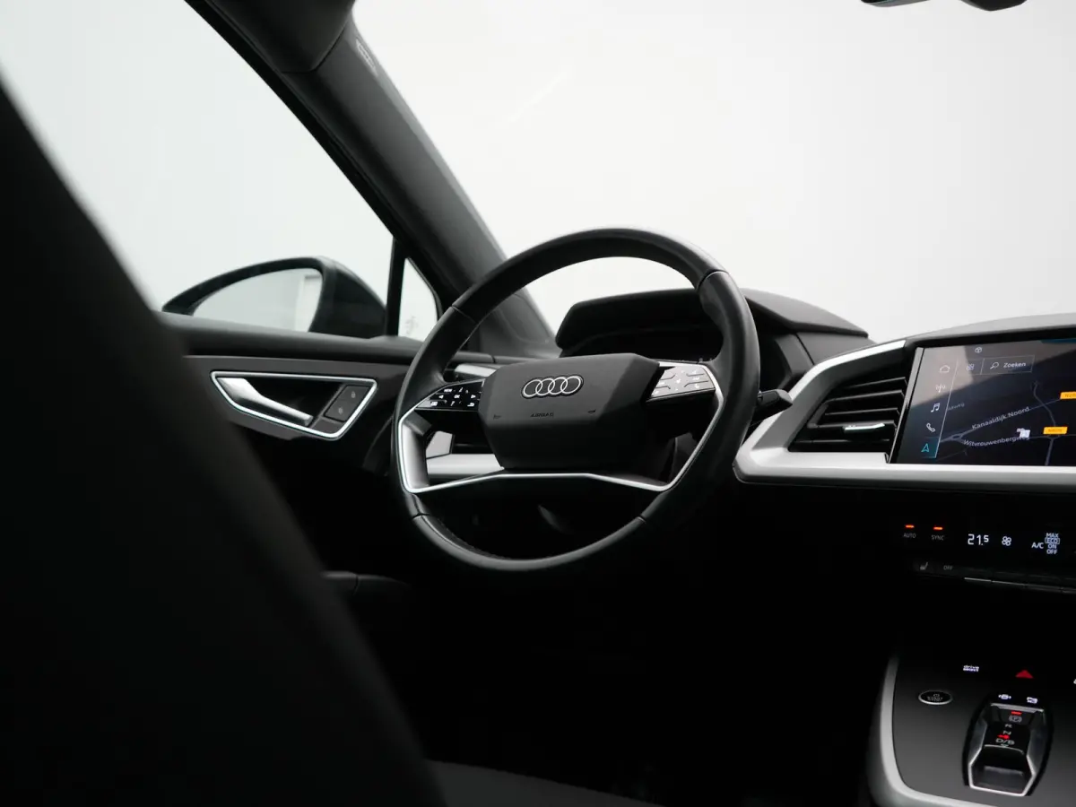 40 Advanced edition 82 kWh 204pk Dealer O.H. | Panodak | Adaptive Cruise | Camera | Keyless | Apple Carplay | Stoelverwarming | Navigatie | DAB | Virtual Cockpit | 19"L.M |