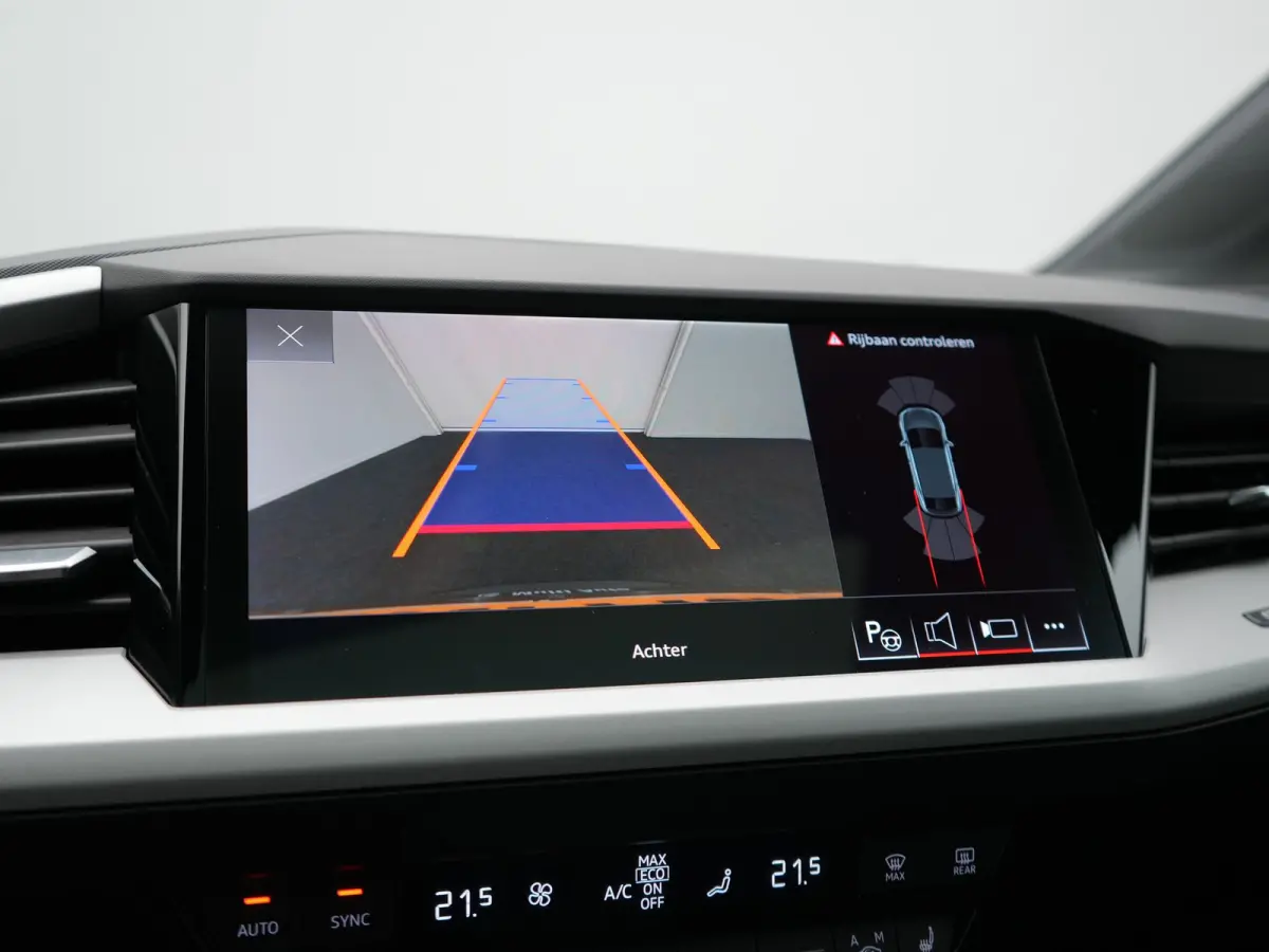 40 Advanced edition 82 kWh 204pk Dealer O.H. | Panodak | Adaptive Cruise | Camera | Keyless | Apple Carplay | Stoelverwarming | Navigatie | DAB | Virtual Cockpit | 19"L.M |