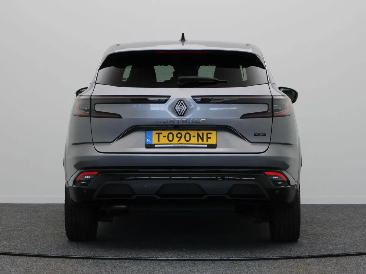 1.2 E-Tech full hybrid 200pk techno | Blind spot warning | Achteruitrijcamera | Parkeersensoren voor/achter |