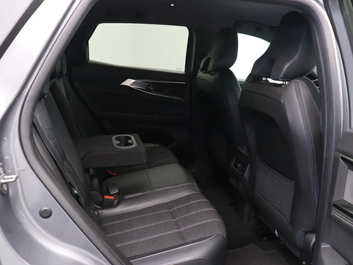 1.2 E-Tech full hybrid 200pk techno | Blind spot warning | Achteruitrijcamera | Parkeersensoren voor/achter |