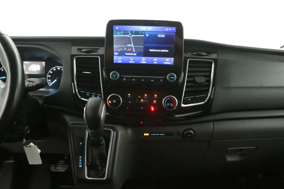 2.0 TDCI L2H1 Platinum Edition | Marge | Dubbele Cabine | Aut. | Airco | Camera | Cruise | 2xSchuifdeur | Carplay | Trekhaak