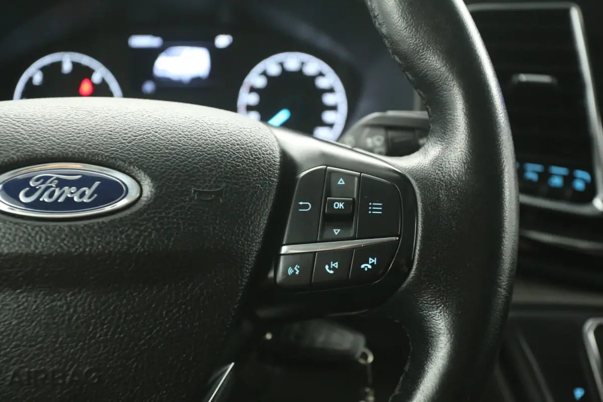2.0 TDCI L2H1 Platinum Edition | Marge | Dubbele Cabine | Aut. | Airco | Camera | Cruise | 2xSchuifdeur | Carplay | Trekhaak