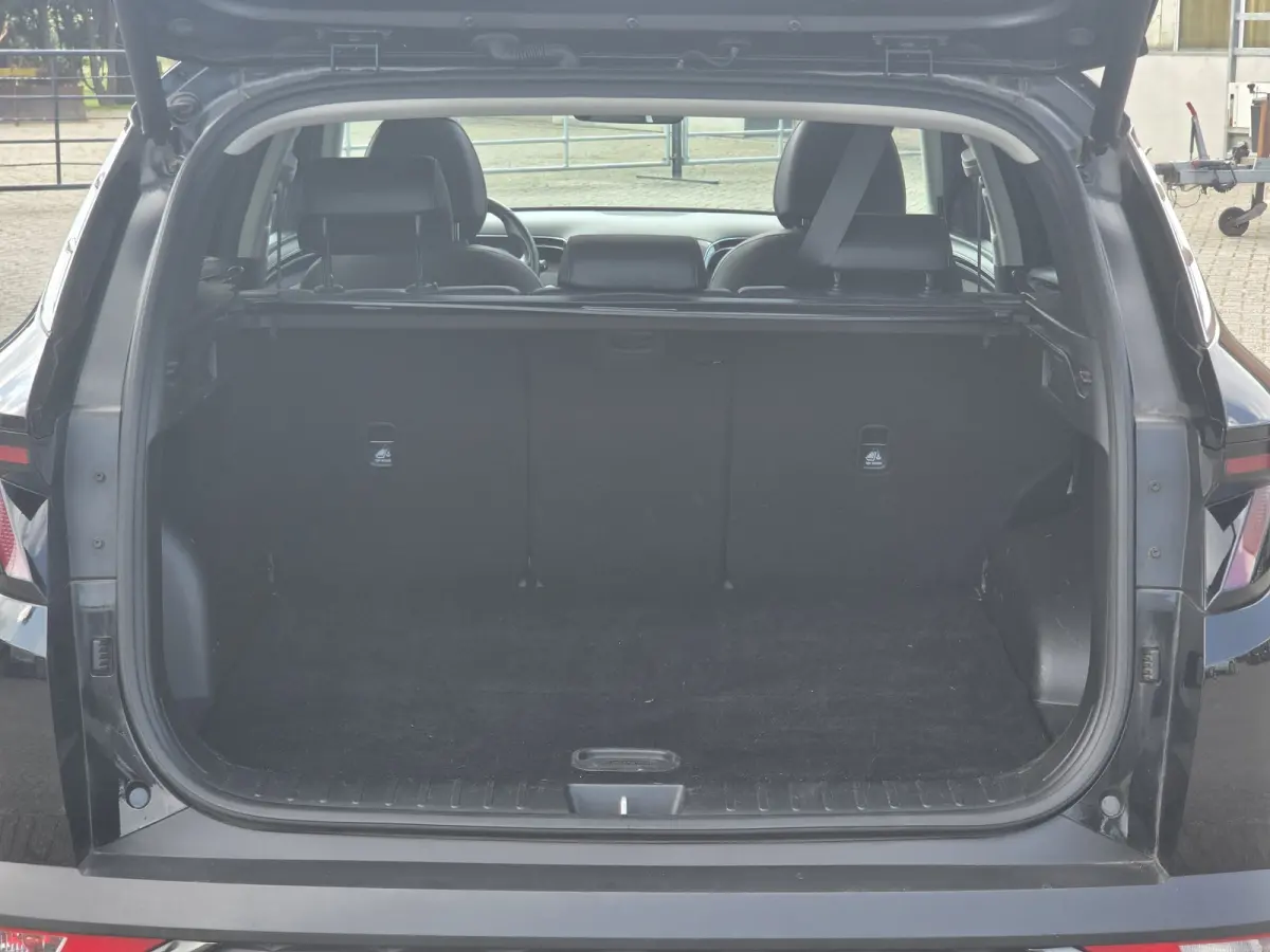 1.6 T-GDI HEV Premium Sky | Hybride | Trekhaak | NL-auto | Trekgewicht 1650 KG | Cruise control ad | Navi | Led