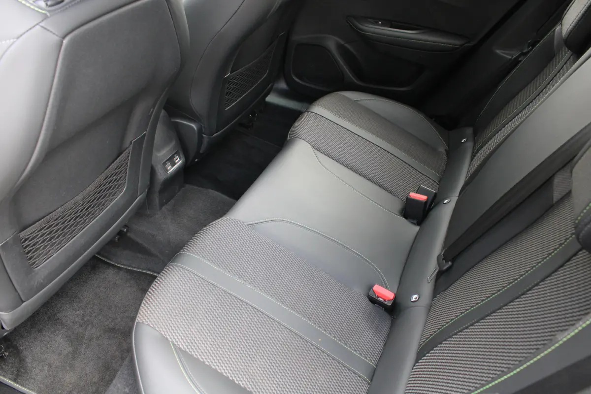 EV GT 54 kWh | Navigatie | Panorama/schuifdak | Fase 3 laden | SOH 95% | Camera voor + achter | 18 Inch LMV |