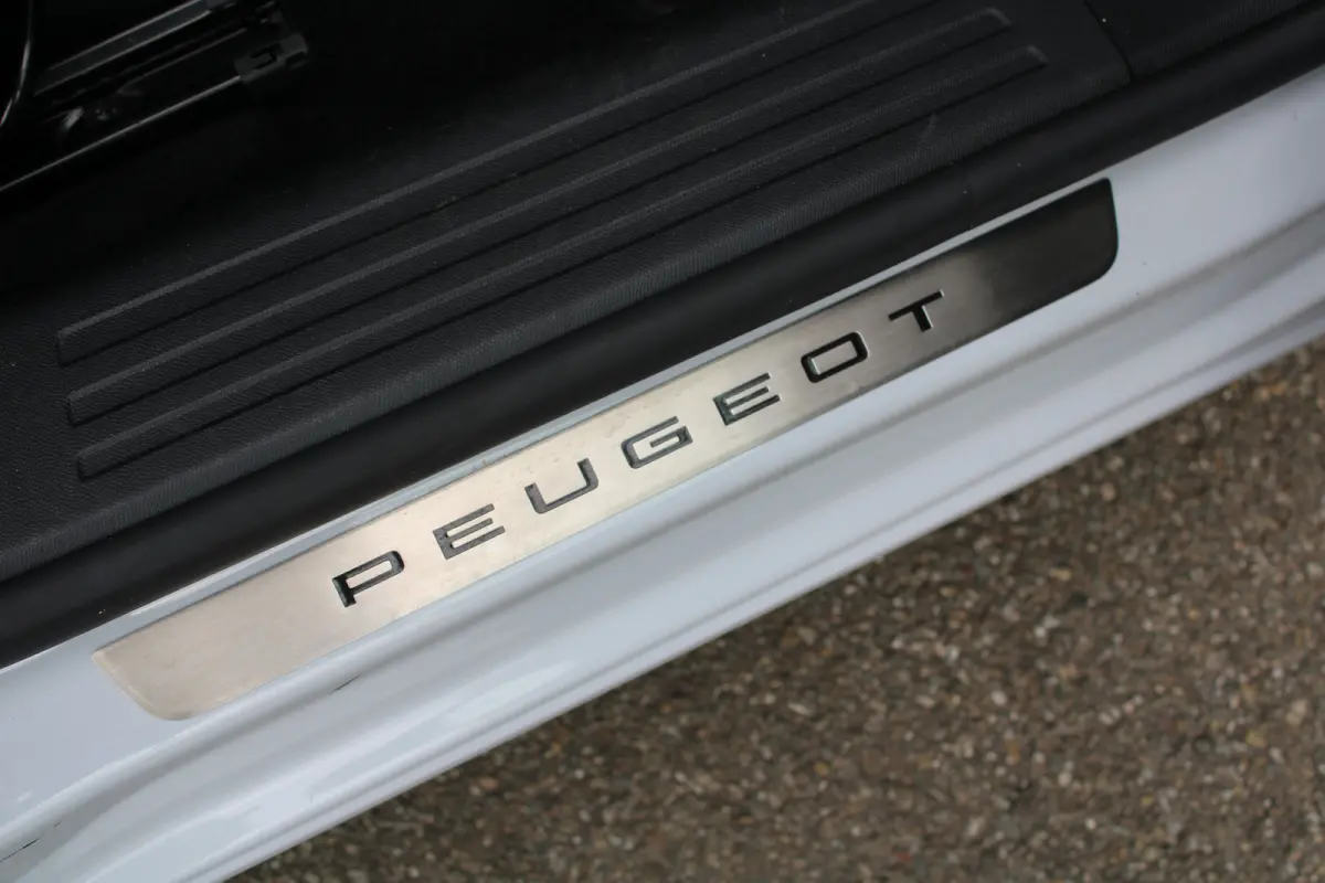 EV GT 54 kWh | Navigatie | Panorama/schuifdak | Fase 3 laden | SOH 95% | Camera voor + achter | 18 Inch LMV |