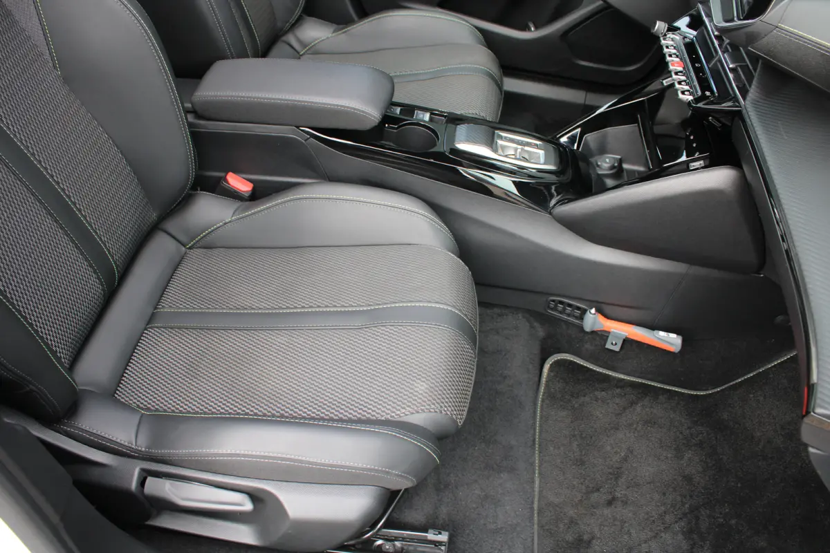 EV GT 54 kWh | Navigatie | Panorama/schuifdak | Fase 3 laden | SOH 95% | Camera voor + achter | 18 Inch LMV |