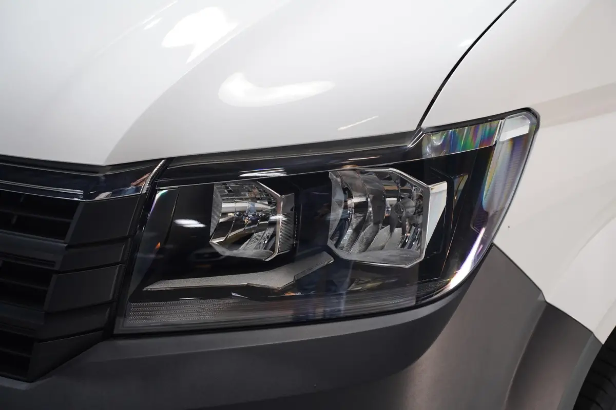 2.0 TDI 140 pk L4H3 Dubbel Cabine 6p Airco, Cruise control, 17" LMV, Treeplanken, PDC V+A