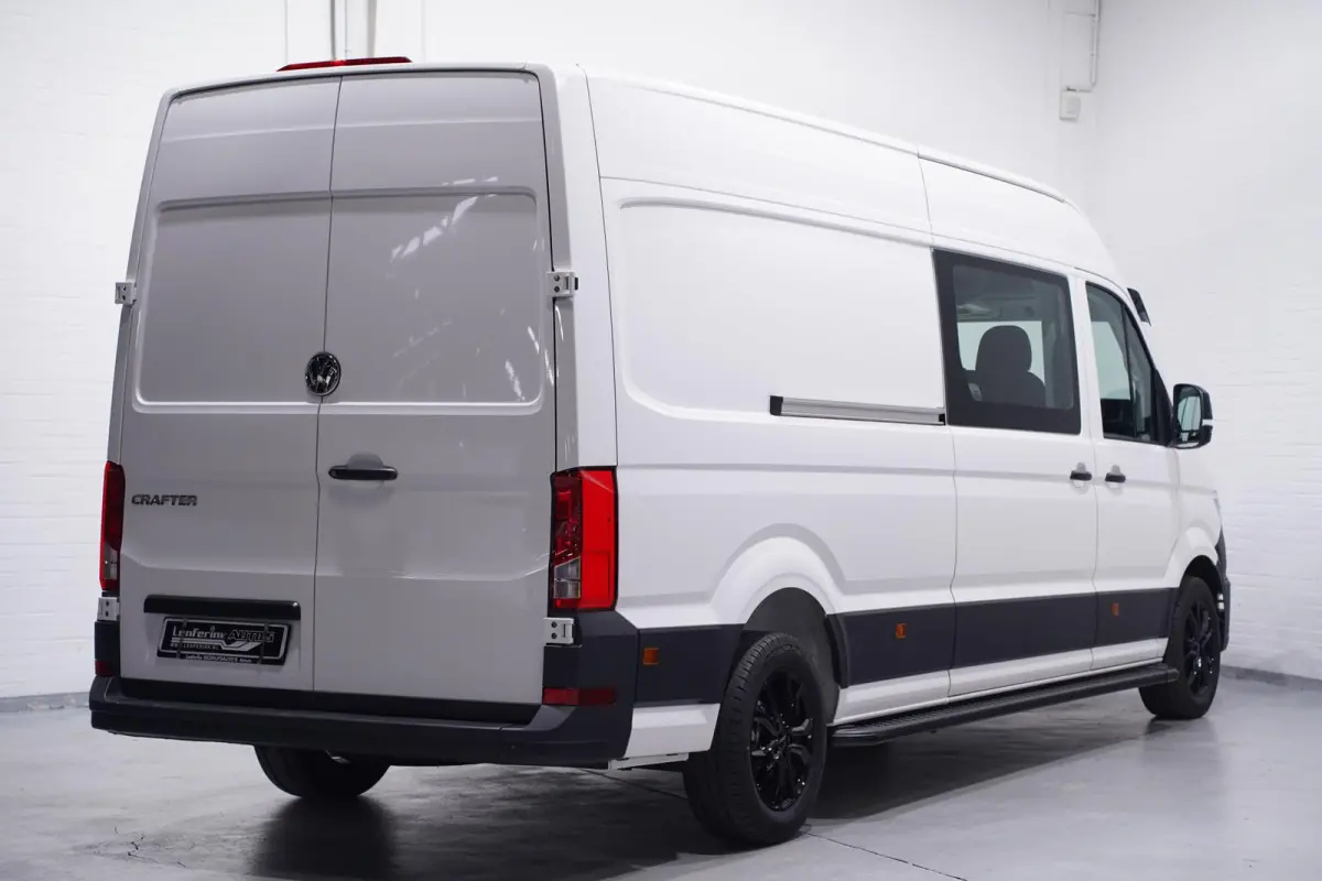 2.0 TDI 140 pk L4H3 Dubbel Cabine 6p Airco, Cruise control, 17" LMV, Treeplanken, PDC V+A