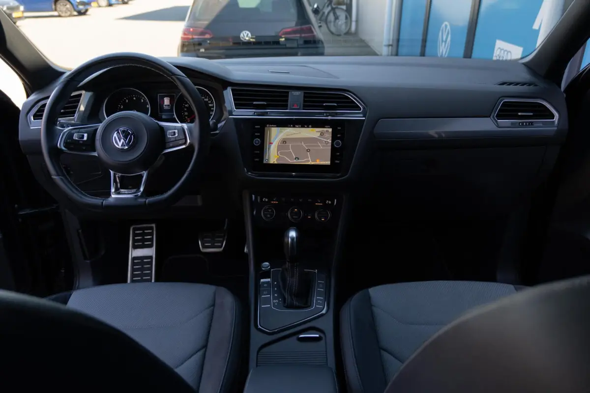 1.5 TSI Highline Business R 7p.|Trekhaak|DSG Automaat|LED|CarPlay|7 Zitter|R-Line|Dealer Onderhouden