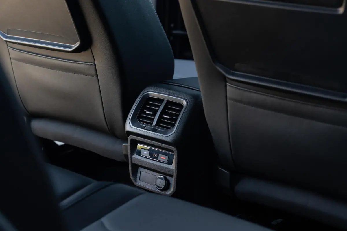 1.5 TSI Highline Business R 7p.|Trekhaak|DSG Automaat|LED|CarPlay|7 Zitter|R-Line|Dealer Onderhouden