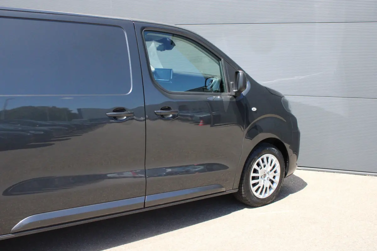 2.0 BlueHDI 145 S&S L3 Long | Automaat | Navigatie | Camera | 3-Zits | Long | Dubbele schuifdeur | Apple carplay |
