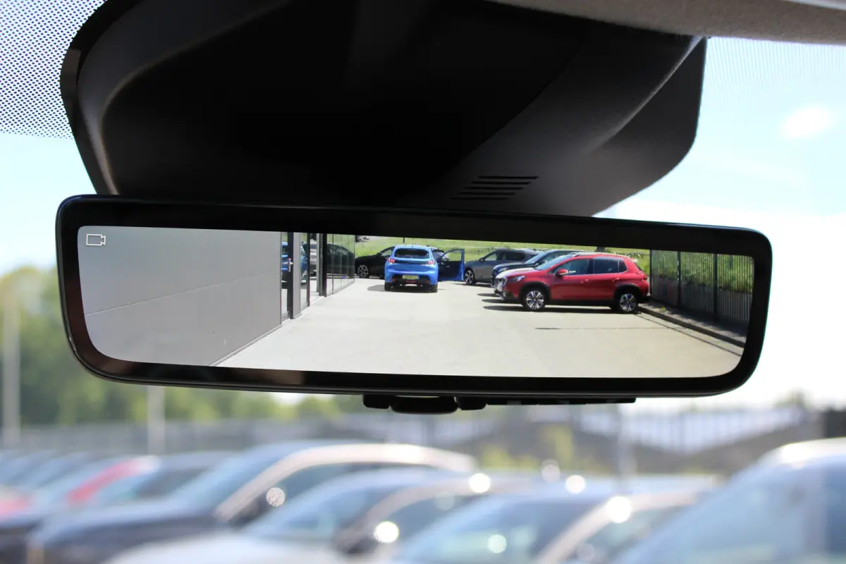 2.0 BlueHDI 145 S&S L3 Long | Automaat | Navigatie | Camera | 3-Zits | Long | Dubbele schuifdeur | Apple carplay |