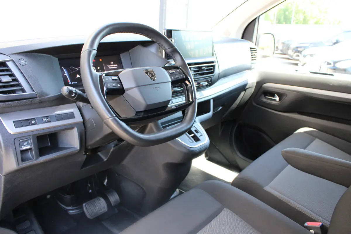 2.0 BlueHDI 145 S&S L3 Long | Automaat | Navigatie | Camera | 3-Zits | Long | Dubbele schuifdeur | Apple carplay |