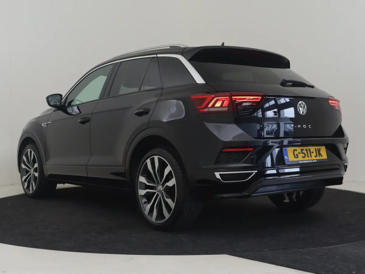 1.5 TSI Sport Business R-line 150pk DSG/AUTO | Adaptive cruise control | Navigatie | Keyless entry | Digitaal instrumentenpaneel | Elektrische achterklep | 19" LMV