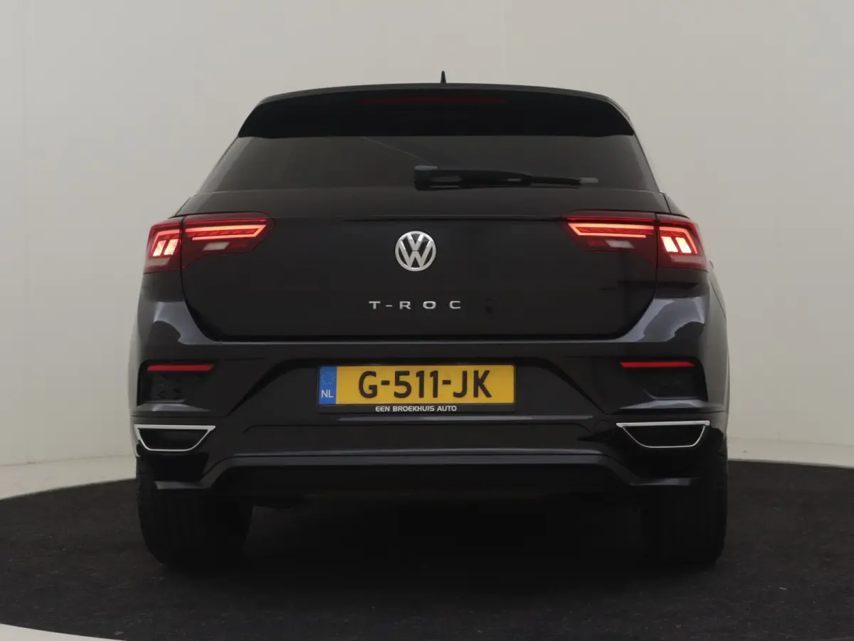 1.5 TSI Sport Business R-line 150pk DSG/AUTO | Adaptive cruise control | Navigatie | Keyless entry | Digitaal instrumentenpaneel | Elektrische achterklep | 19" LMV