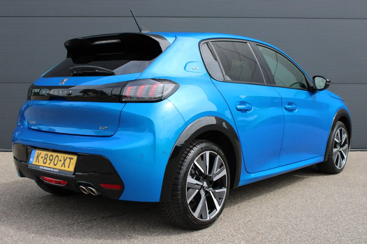 1.2 PureTech 130pk GT | Automaat | Navigatie | Camera | Panoramadak | NL auto | 1e Eigenaar | 31.000km |