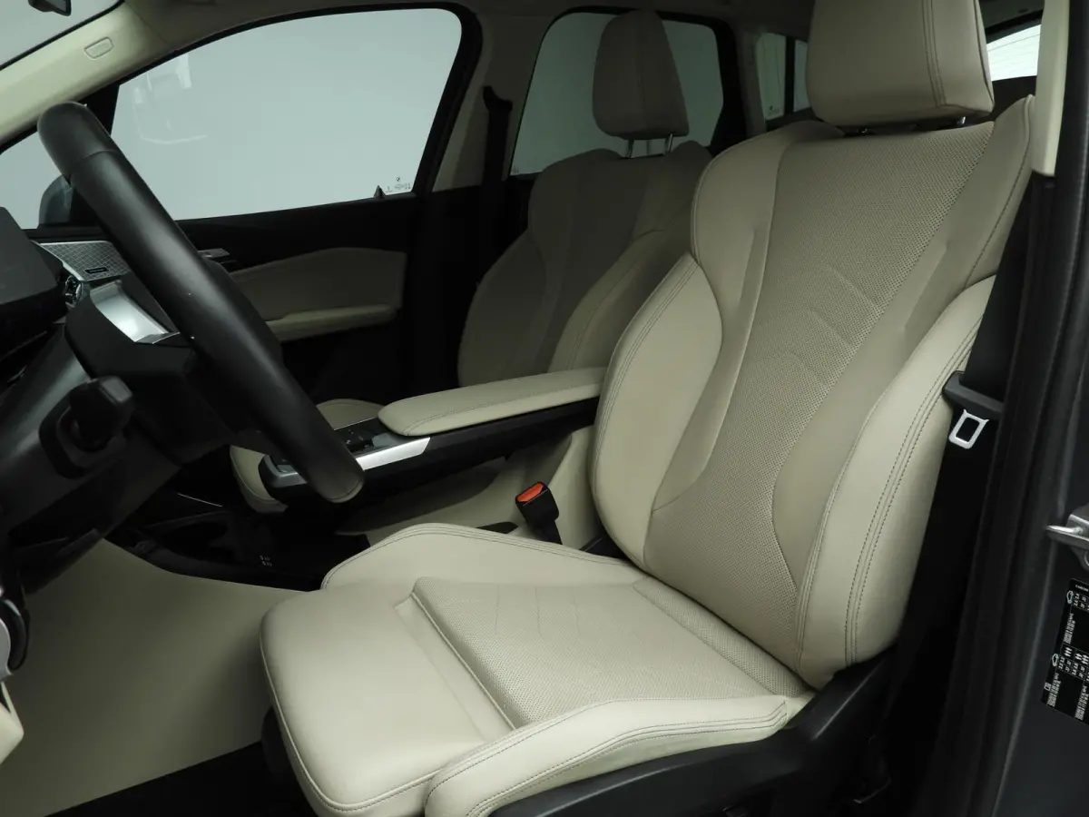 218i | LED | Leder | Navigatie | Sportstoelen | Chrome line | DAB | Harman-kardon sound | Alu 17 inch