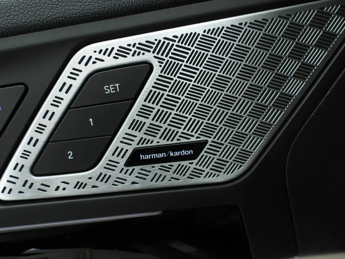 218i | LED | Leder | Navigatie | Sportstoelen | Chrome line | DAB | Harman-kardon sound | Alu 17 inch