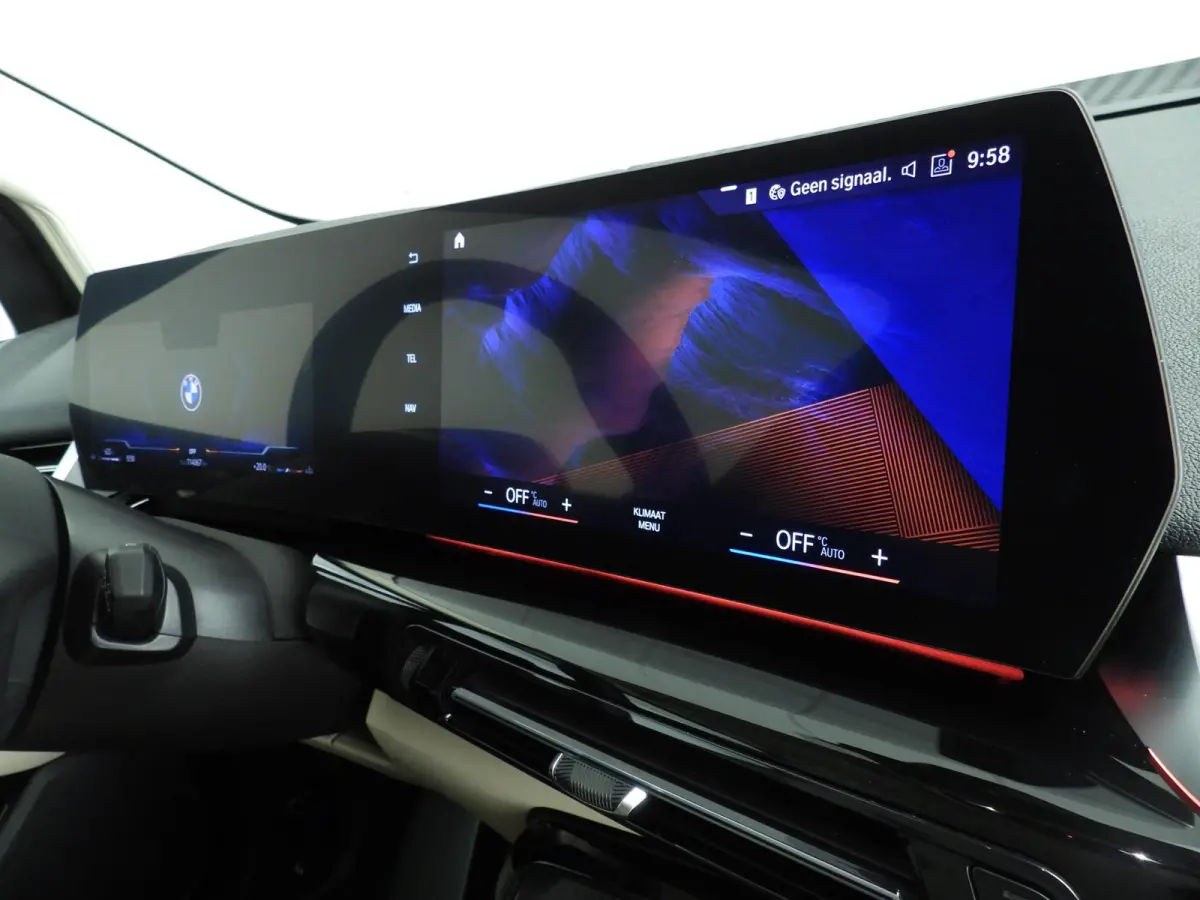 218i | LED | Leder | Navigatie | Sportstoelen | Chrome line | DAB | Harman-kardon sound | Alu 17 inch