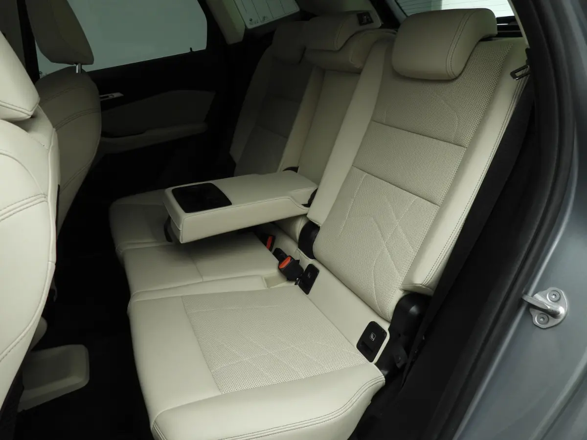 218i | LED | Leder | Navigatie | Sportstoelen | Chrome line | DAB | Harman-kardon sound | Alu 17 inch