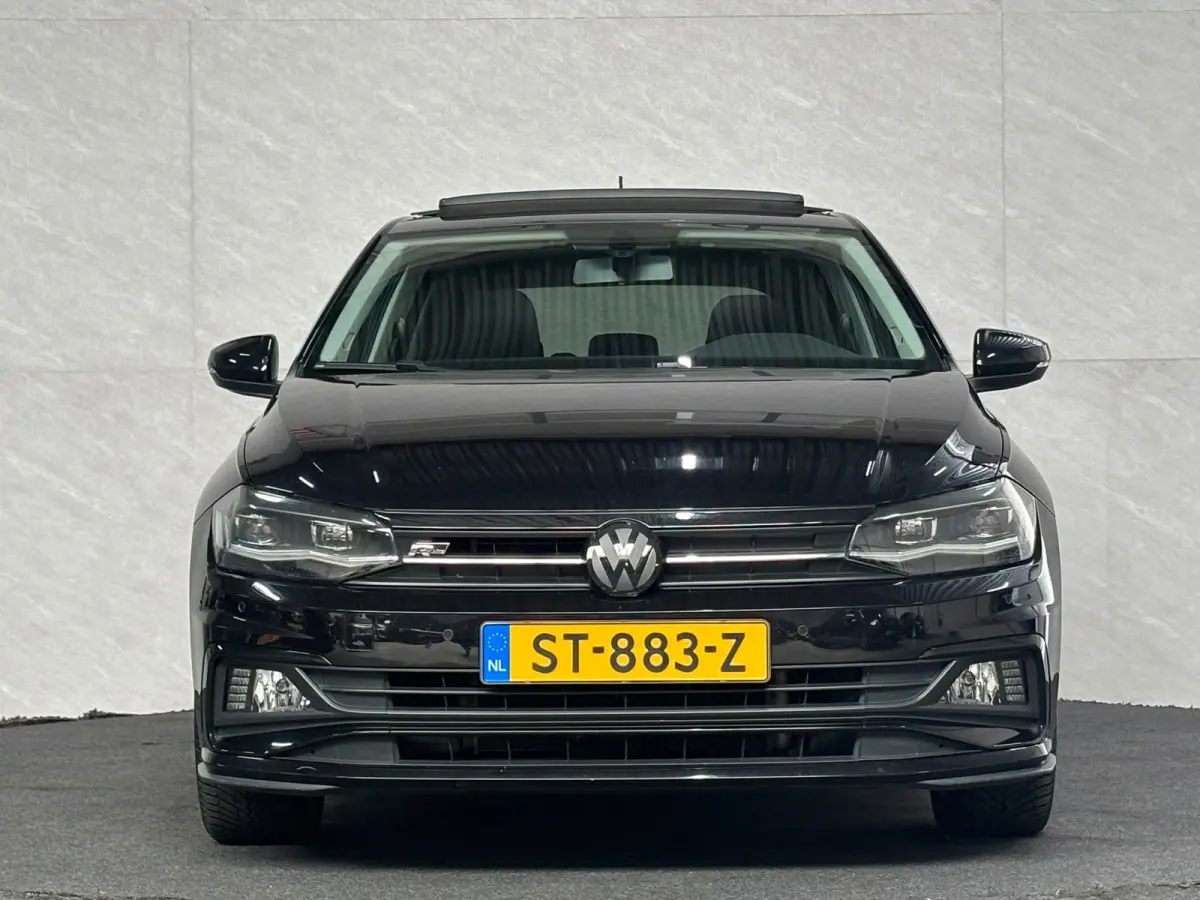 1.0 TSI Highline R-Line Panodak Virtual