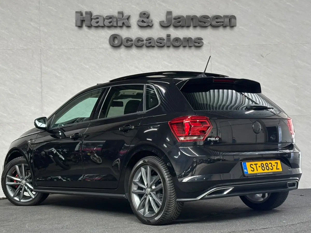 1.0 TSI Highline R-Line Panodak Virtual