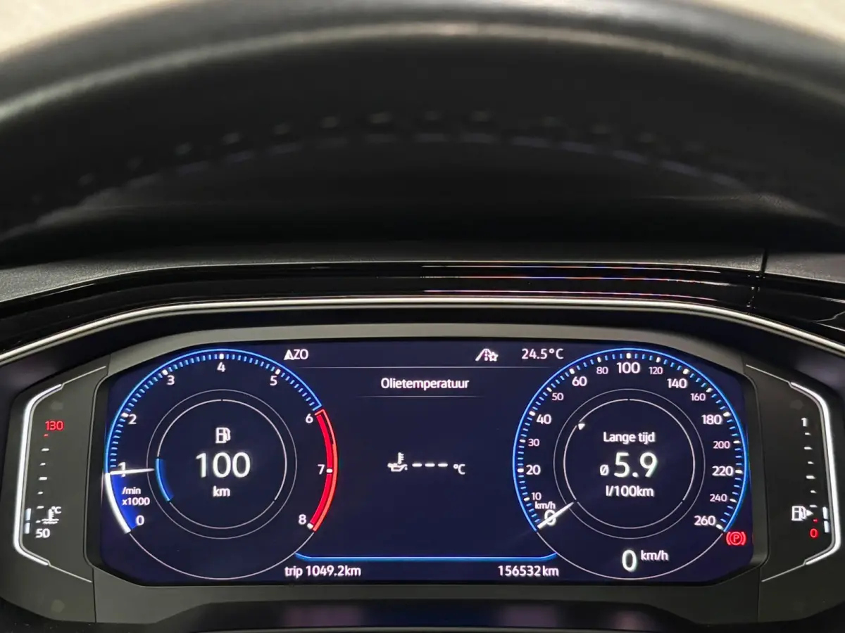 1.0 TSI Highline R-Line Panodak Virtual