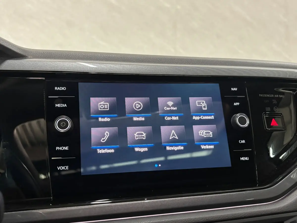 1.0 TSI Highline R-Line Panodak Virtual