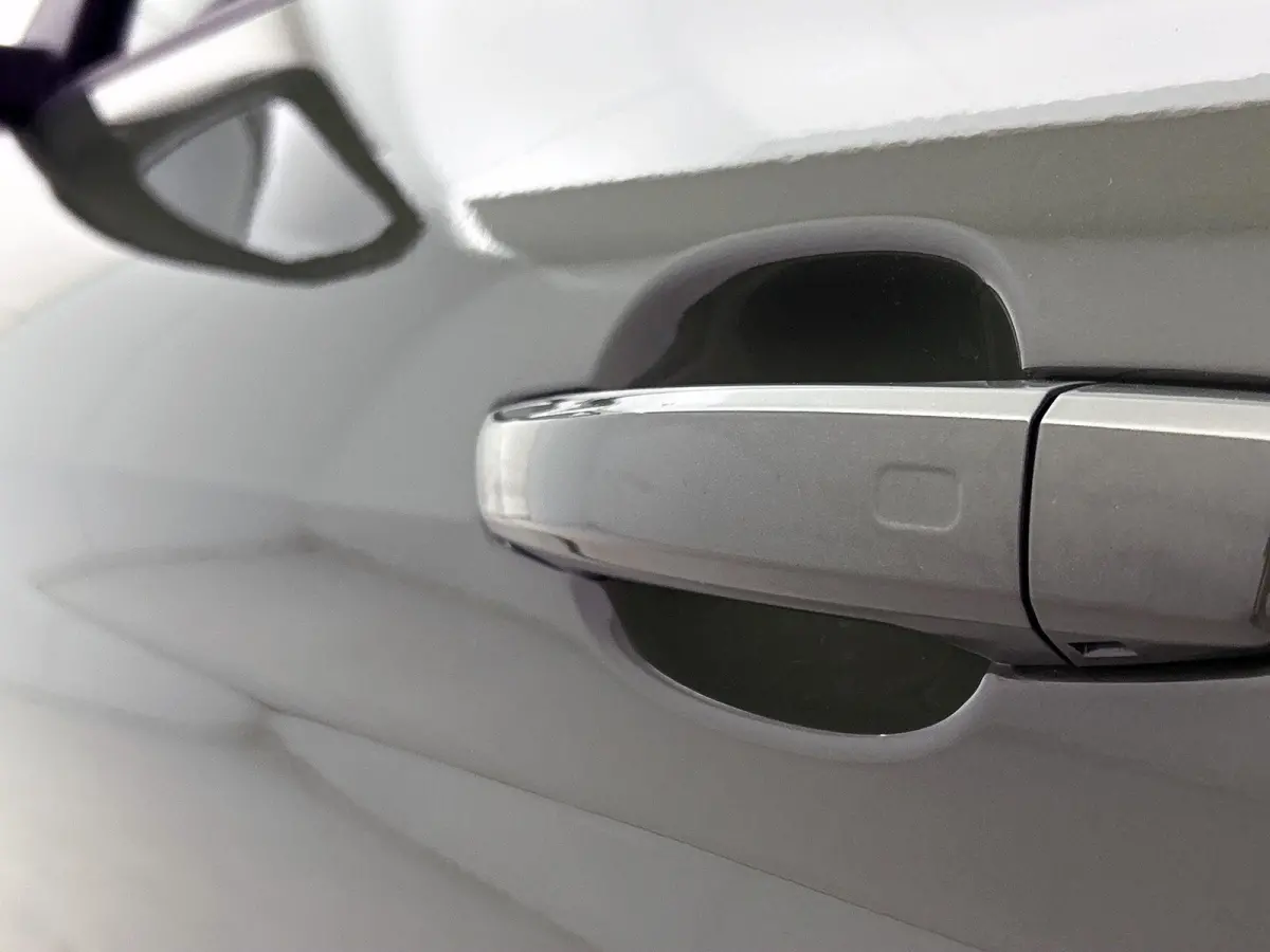 25 TFSI S edition | Stoelverwarming | Camera | parkeersensoren | Apple carplay | Zwart pakket |