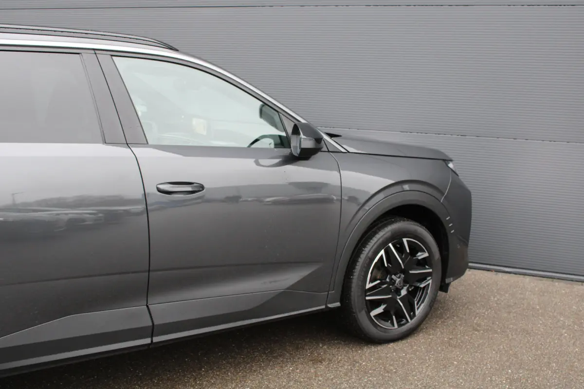 1.2 Hybrid 136 Allure | Automaat | Navigatie | Camera | Adaptieve cruise control | Apple carplay |
