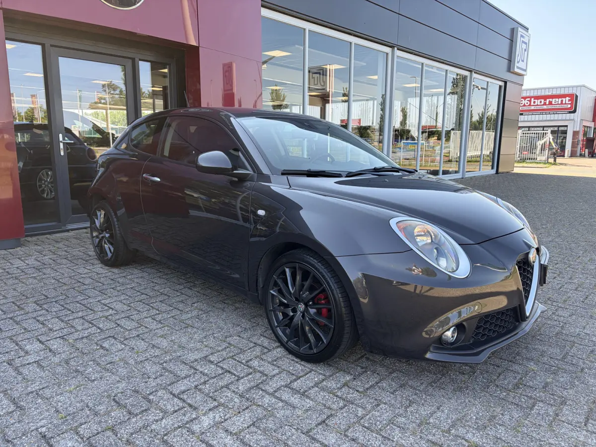 TwinAir Super | 18" velgen | Navigatie | Pack Veloce