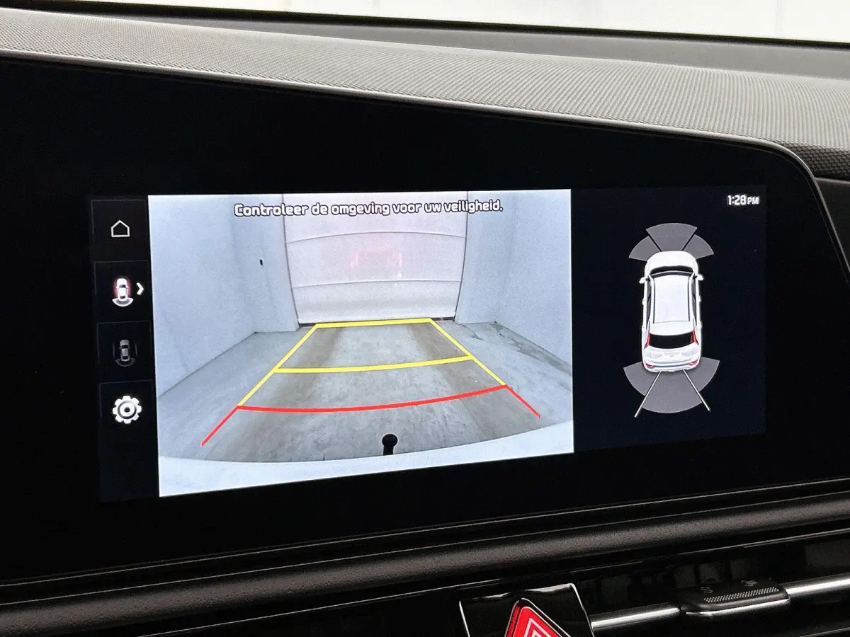 1.6 136pk Hybrid ExecutiveLine Automaat | Trekhaak | Schuif-/Kanteldak | Elektrisch Verstelb. Bestuurdersstoel | Adaptieve Cruise Control | Camera | Head-Up Display | 18"LMV | Keyless Entry/