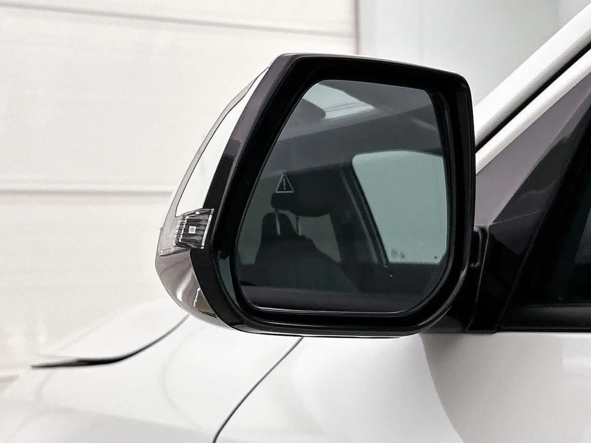 1.6 136pk Hybrid ExecutiveLine Automaat | Trekhaak | Schuif-/Kanteldak | Elektrisch Verstelb. Bestuurdersstoel | Adaptieve Cruise Control | Camera | Head-Up Display | 18"LMV | Keyless Entry/
