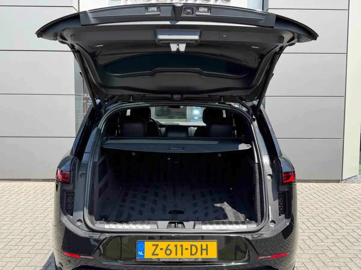 P460e Dynamic SE | El. trekhaak | Pano | Stoelkoeling v+a  | 22 Inch | Black Pack | Meridian