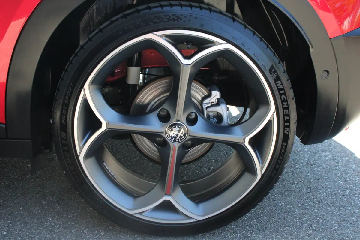 Elettrica Veloce 280pk 54 kWh | Nieuwprijs €55.000,- | Panorama/schuifdak | Sabelt sportstoelen | NL auto | 11.000km |